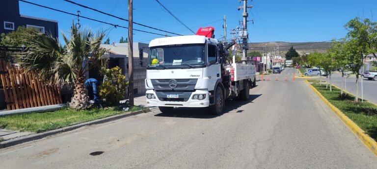 Un colectivo de larga distancia causó destrozos en Rada Tilly