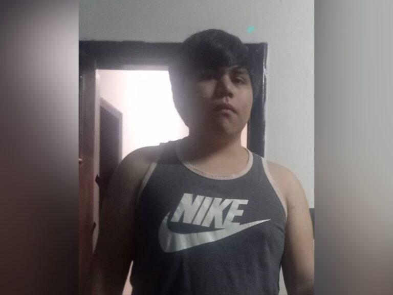 Desesperada búsqueda de un adolescente de 17 años