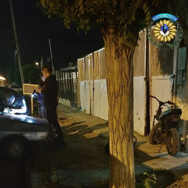 Andaba en una moto con pedido de captura y terminó detenido