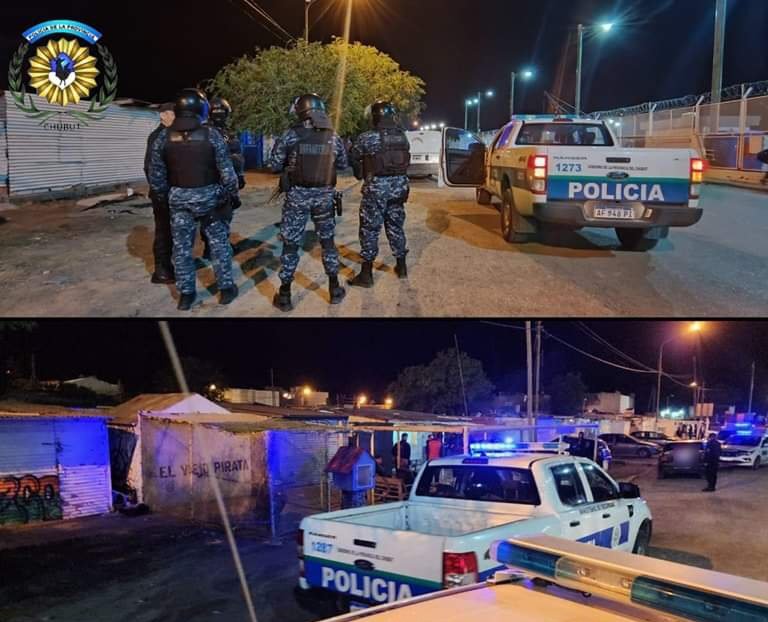 Se negó a identificarse, insultó y agredió a la policía