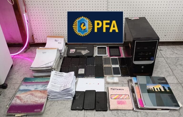 Desarticularon una banda que desbloqueaba celulares robados