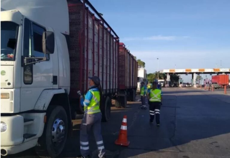 Un camionero conducía borracho y lo atraparon