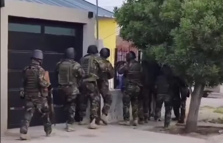 Tras dos allanamientos, lograron desbaratar una banda que vendía drogas en zona norte