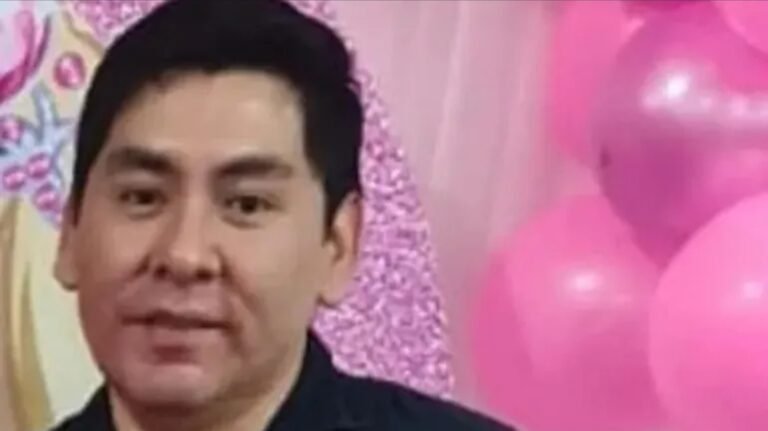 Cinco millones de recompensa para quien dé datos del hombre que huyó con su hijastra de 15 años