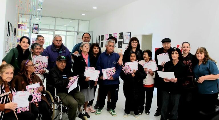 Quedó inaugurada la Muestra de Arte Integral de Adultos Mayores
