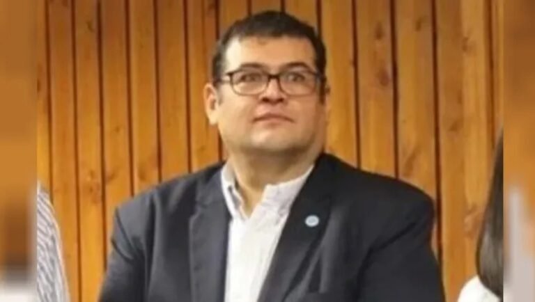 Sobreseen al ex decano de la Facultad de Derecho de la UNPSJB denunciado por acoso sexual