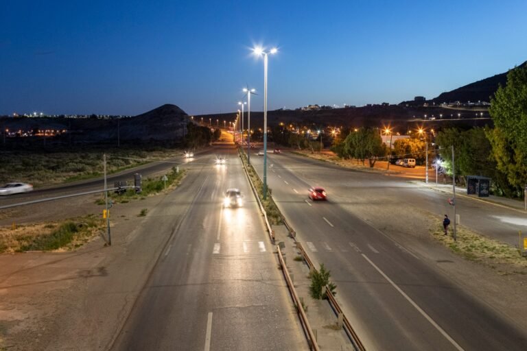 Instalaron luminarias LED en un tramo de la Ruta N° 3