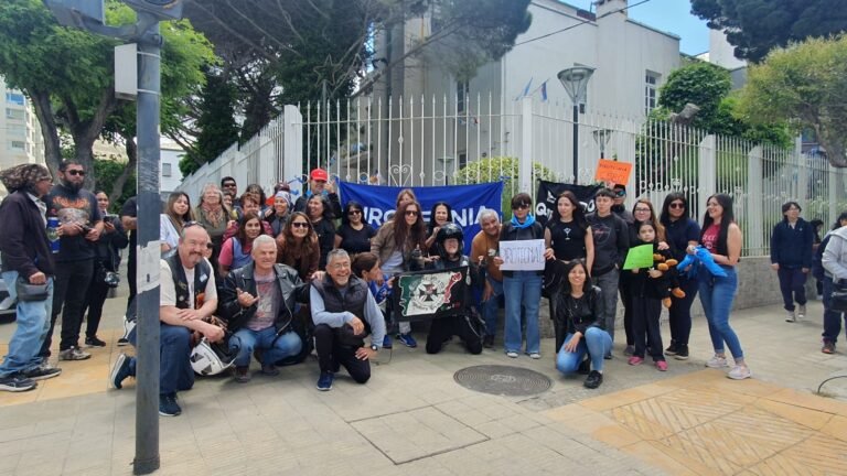 “No queremos que las familias pasen las fiestas resguardadas de la pirotecnia”