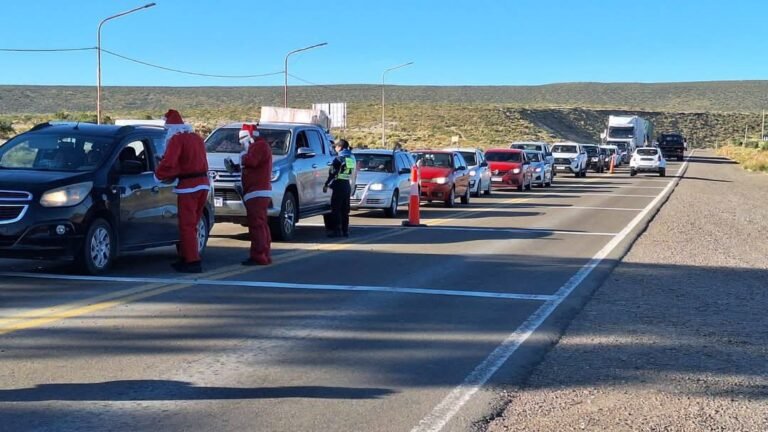 En Ramón Santos Papá Noel realiza los controles de tránsito