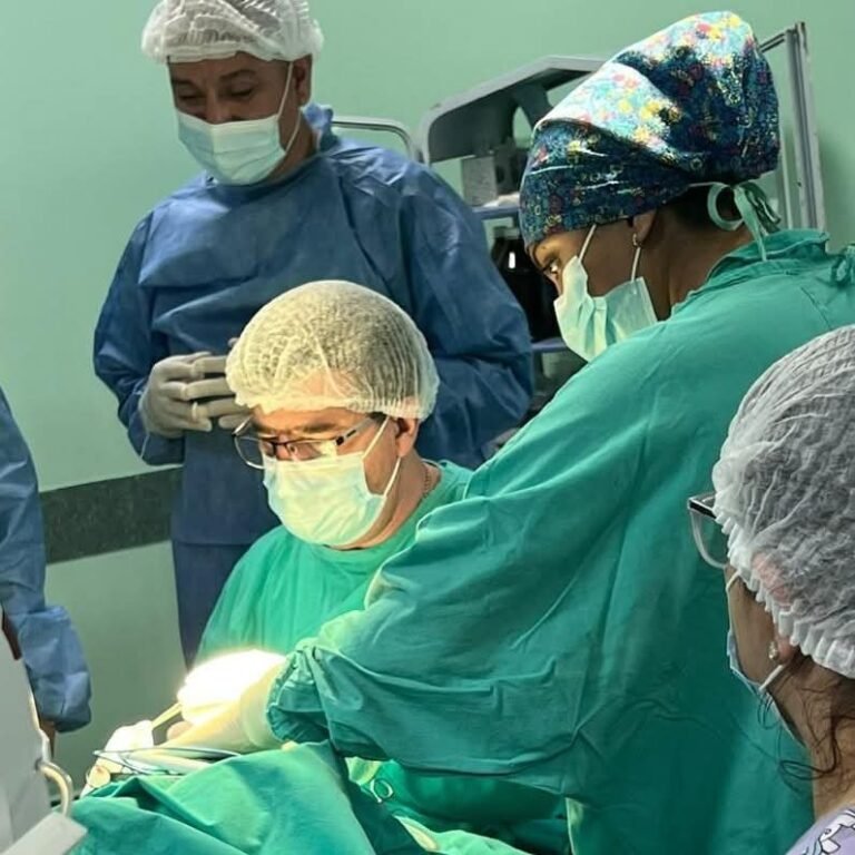 Un bebé con 40 horas de vida fue operado con éxito en el Hospital Regional