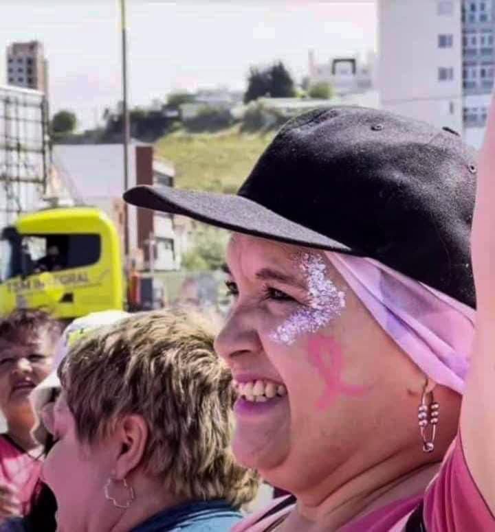 Su mamá lucha contra el cáncer y necesitan un tubo de oxígeno con urgencia