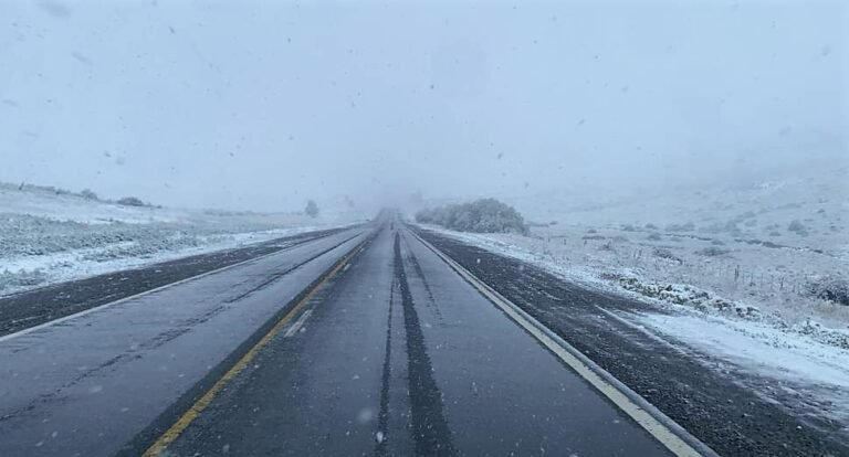 Nieve en diciembre: Piden circular con extrema precaución por la Ruta 40