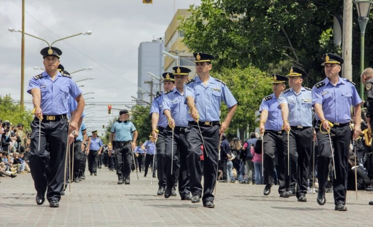 La Policía del Chubut conmemoró su 67º aniversario con un imponente acto 
