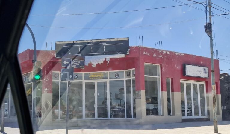 Una médica fue estafada: perdió su vehículo y dinero