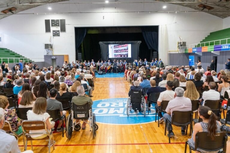 Othar: “Vamos a seguir apoyando al Hospital Alvear y a toda la salud pública de la ciudad”
