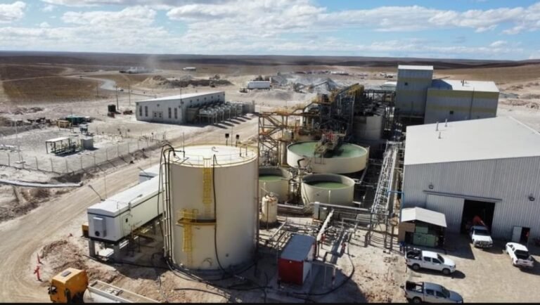 Asaltaron una mina de oro: maniataron al personal y robaron onzas de oro