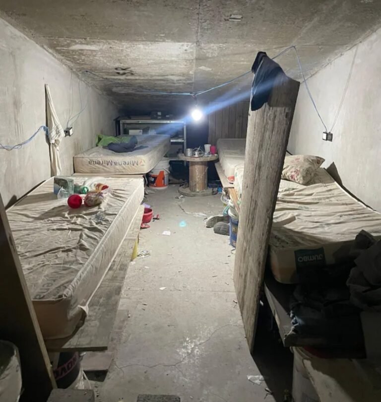 Rescatan a 22 obreros que vivían hacinados, dormían entre ratas y trabajaban 14 horas
