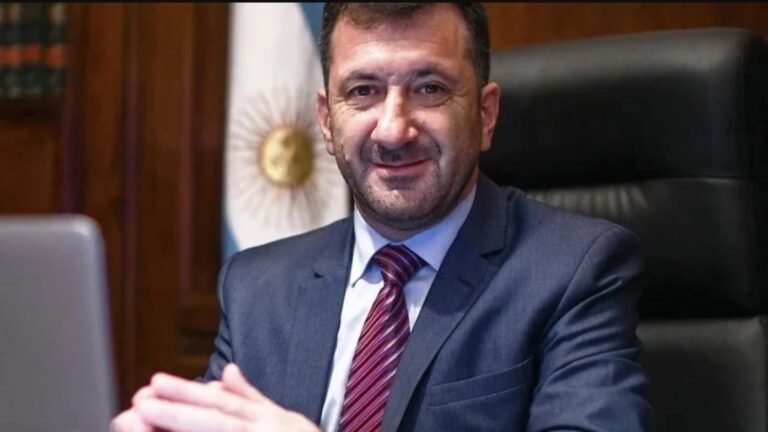 El Senado expulsó a Edgardo Kueider, detenido por intento de contrabando en Paraguay