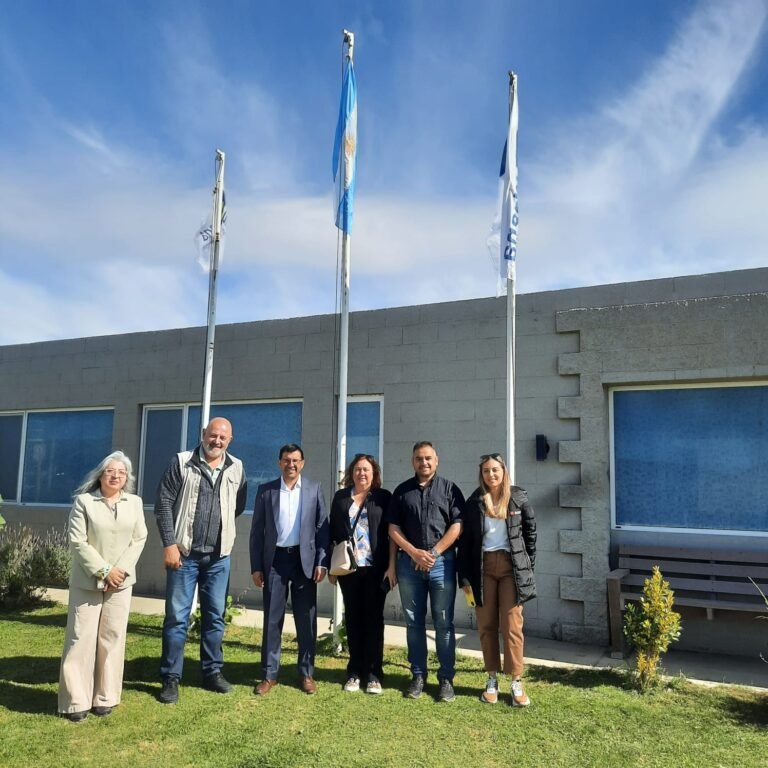 Visita de autoridades de Neuquén al Parque Ambiental de Comodoro