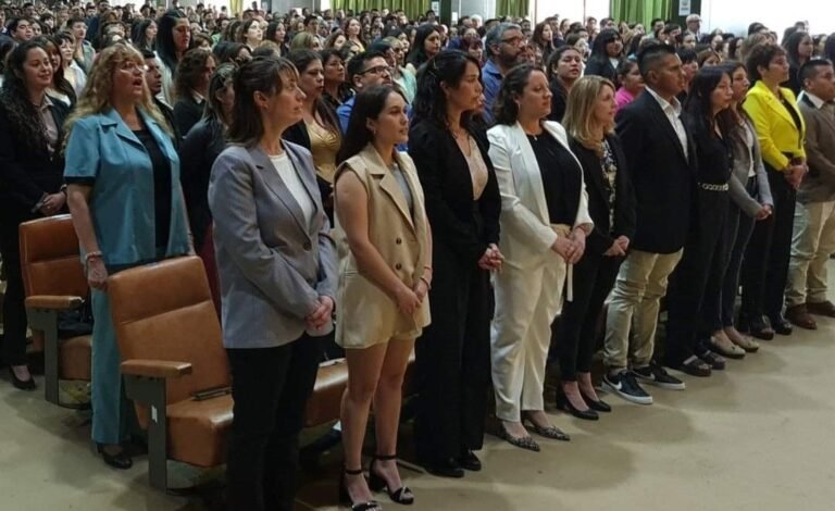 La UNPSJB entregó 239 títulos de grado y 16 de posgrado