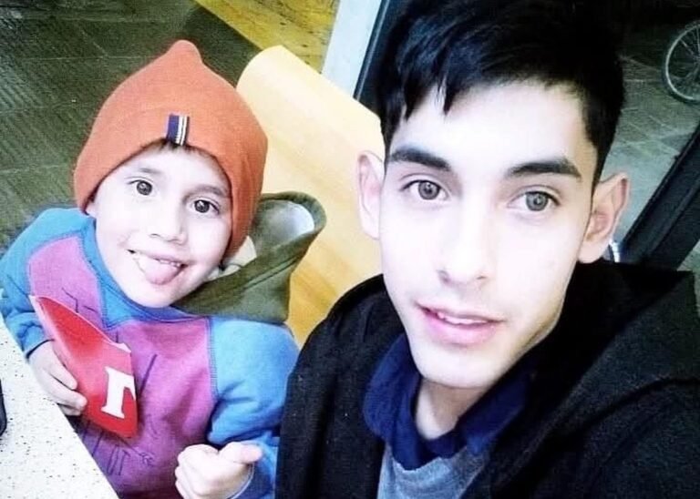 Desesperado pedido de trabajo de un hombre a cargo de sus dos hijos