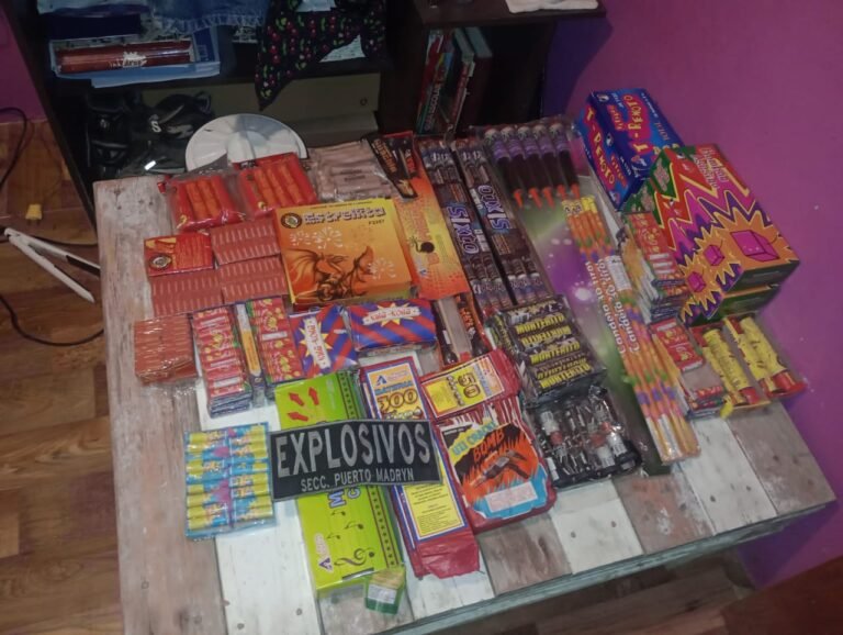 Allanamientos en Madryn por comercialización ilegal de pirotecnia