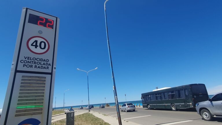 “Proyecto Puente” fue el encargado de reparar el tótem de control de velocidad