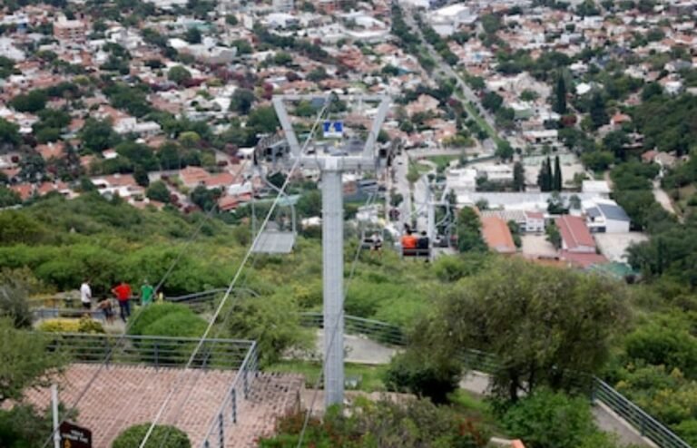 Villa Carlos Paz cobra la atención médica a extranjeros y argentinos que no residen en la ciudad