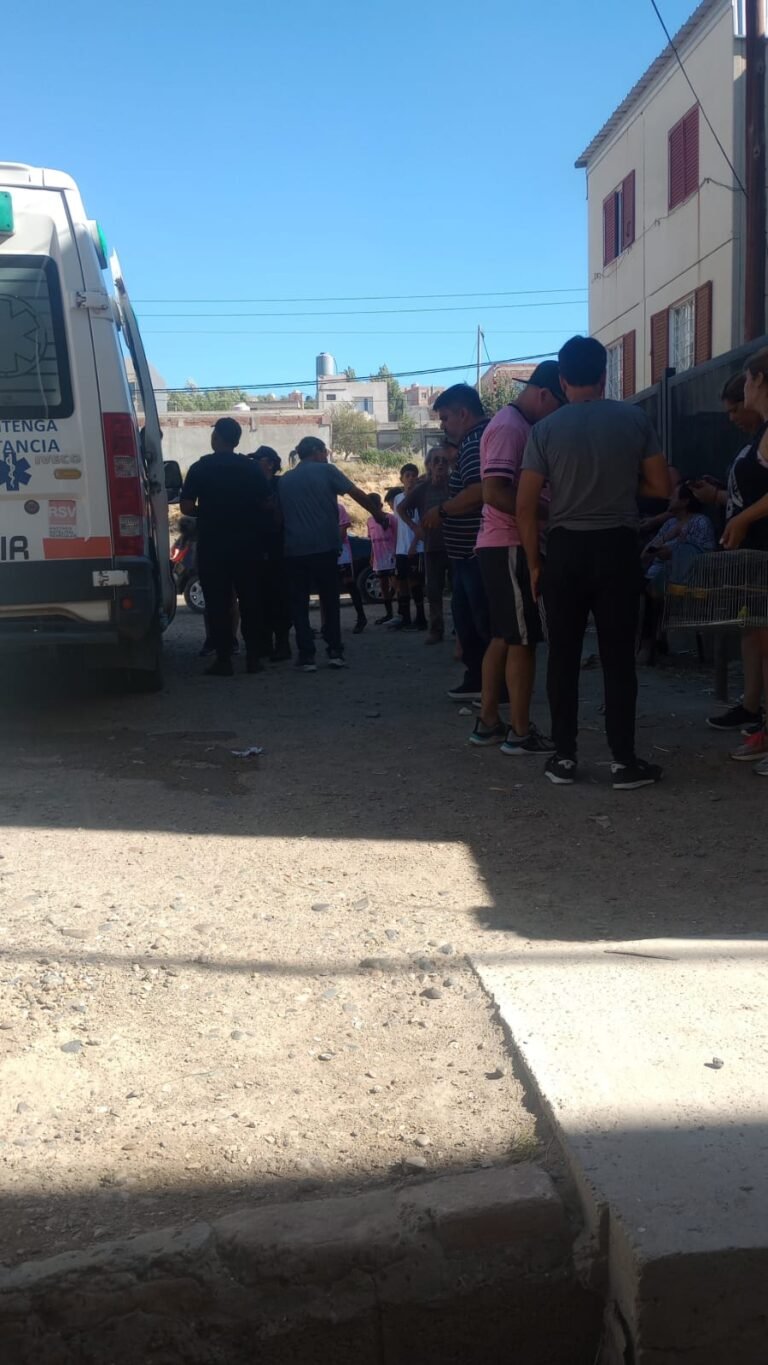 Evacuación en un edificio de las 1008 por un principio de incendio