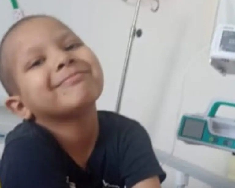 Franco Colapinto se sumó a la campaña para colaborar con Nicanor: “Ayudémoslo”