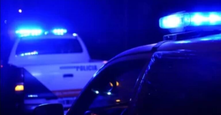 Vio a su expareja con el novio actual, los atropelló y se dio a la fuga