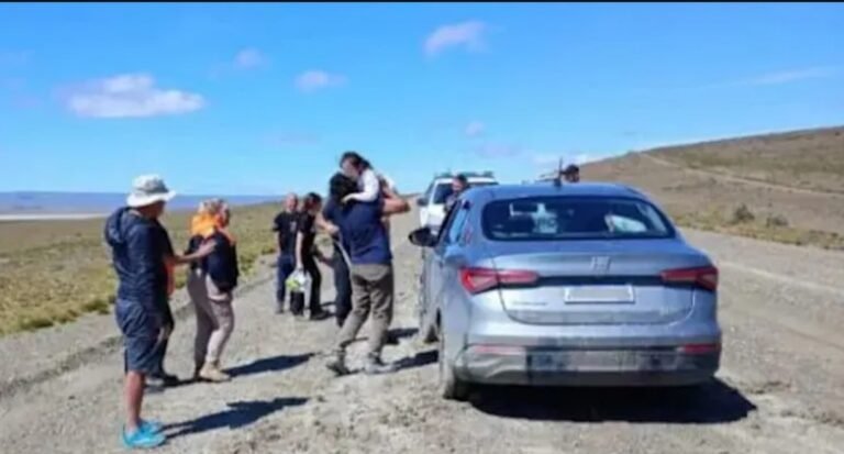 Quedó varado con su familia tres días en una ruta patagónica y caminó 15 horas para pedir ayuda