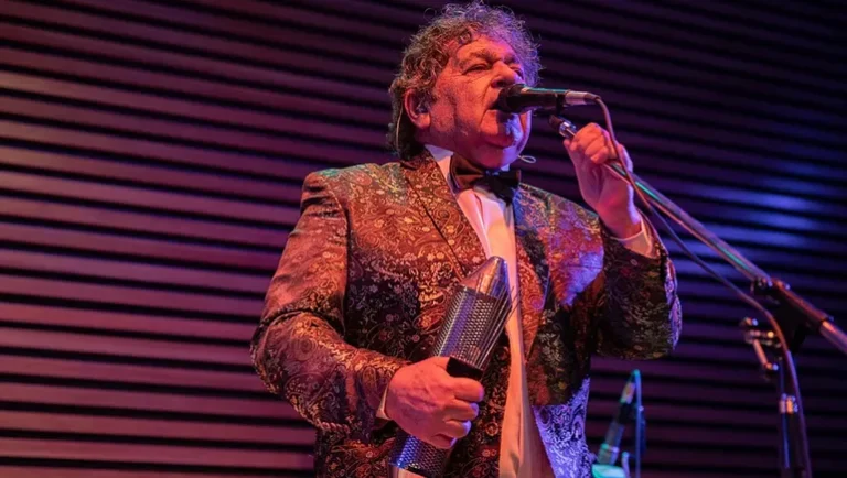 Cacho Deicas, la voz de Los Palmeras, sufrió un ACV