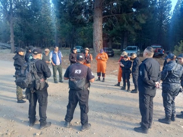 Retoman la búsqueda del joven José Crettón con un operativo de alcance regional