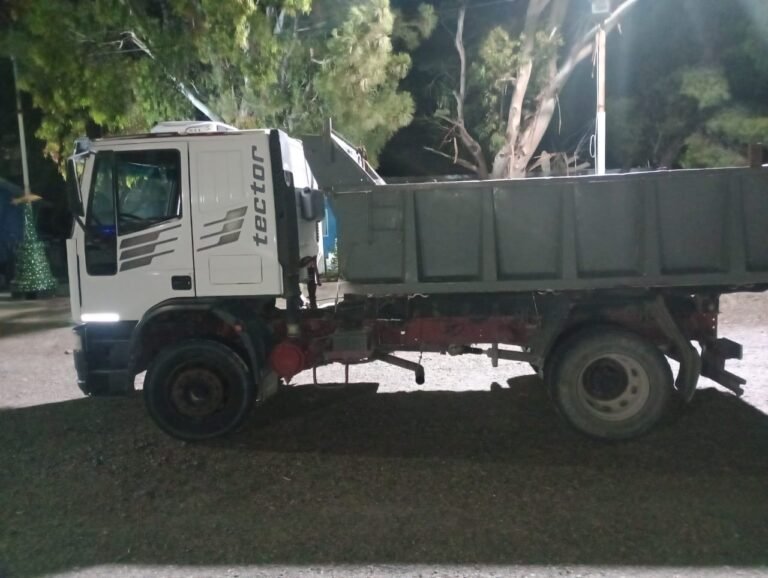 Detienen camión con 2 toneladas de cobre en la Ruta Nacional N°3