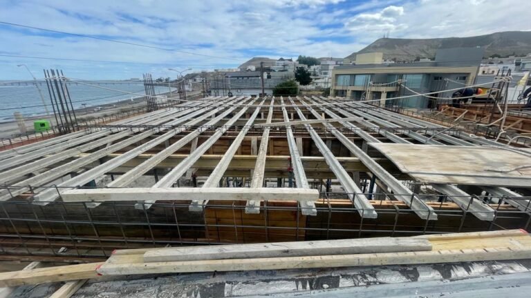 Olmos: “Estamos trabajando en la reparación y mantenimiento de las escuelas”