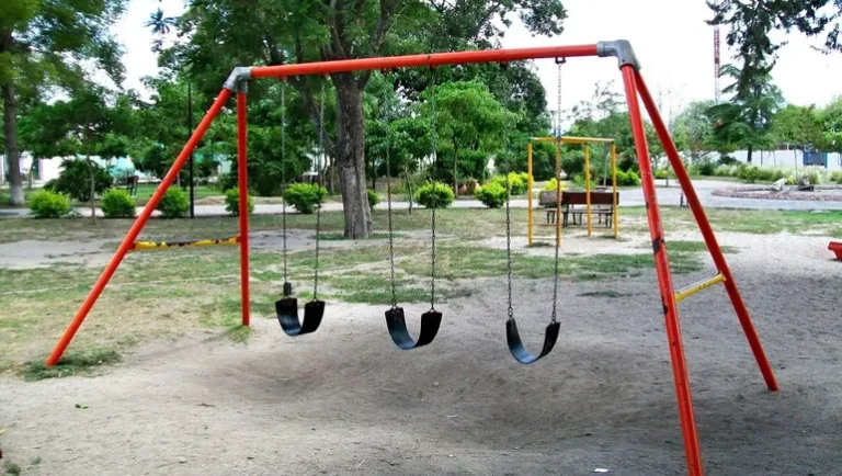 Tragedia: una niña falleció ahorcada mientras jugaba en una hamaca