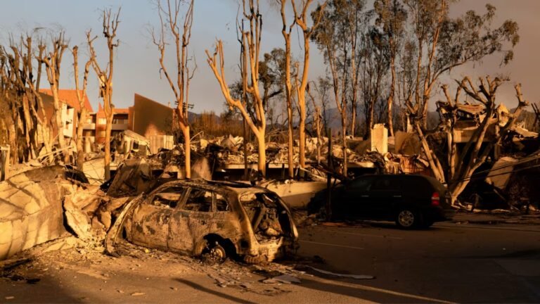 Incendios en Los Ángeles: 11 muertos y estiman pérdidas de más de 130 mil millones de dólares