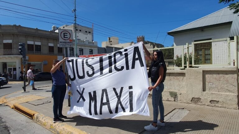 Homicidio de Maxi: “no queremos que esto se guarde en un cajón”
