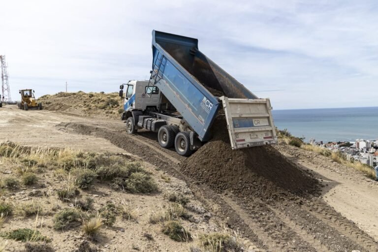 Continúan los trabajos de mantenimiento de la trama vial durante el fin de semana