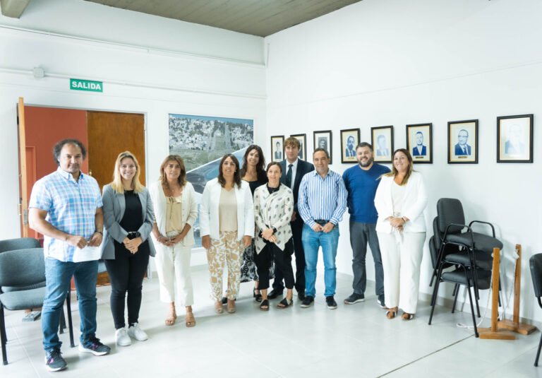 Carolina Barquín continúa como presidente del Concejo de Rada Tilly