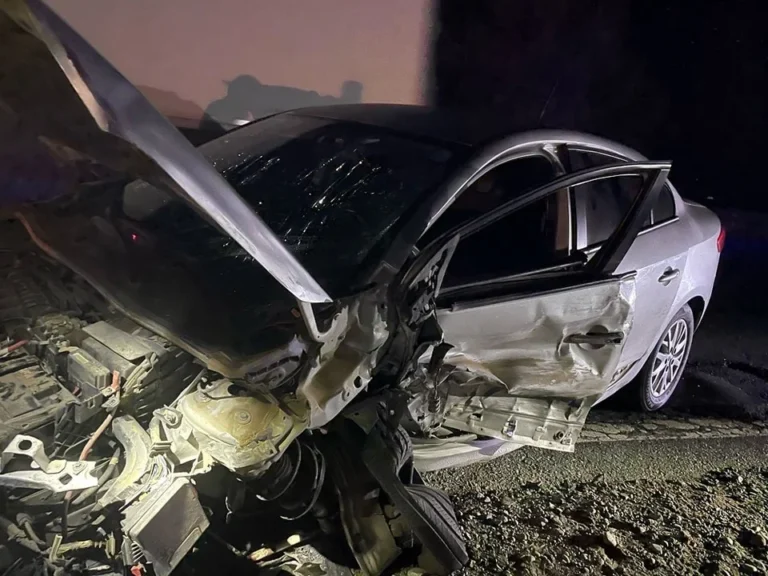 Grave accidente en la Ruta 40: cuatro personas heridas tras un choque frontal