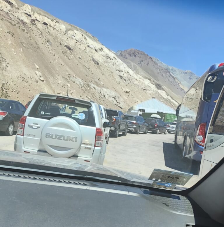 A las trompadas en el Paso Cristo Redentor por una persona que intentó colarse