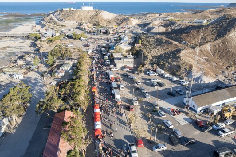 Capacitan a productores y elaboradores que participarán de la Fiesta del Pescador