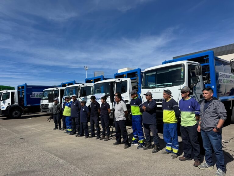 Urbana incorporó 8 camiones de recolección de residuos: “Son de última generación”