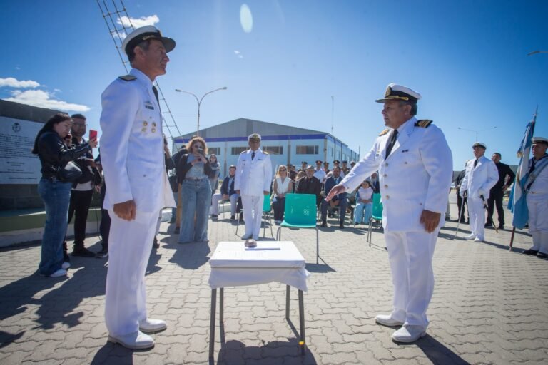 Se concretó el acto de asunción del nuevo jefe del Destacamento Naval de la ciudad