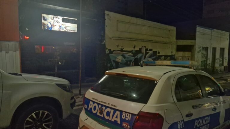 Un boliche tenía vencida la habitación para vender bebidas alcohólicas