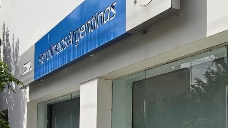 Aerolíneas Argentinas cerró su oficina de Comodoro Rivadavia