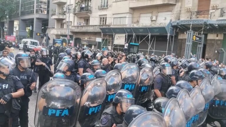 Graves incidentes en el Congreso: Hay numerosos detenidos y heridos