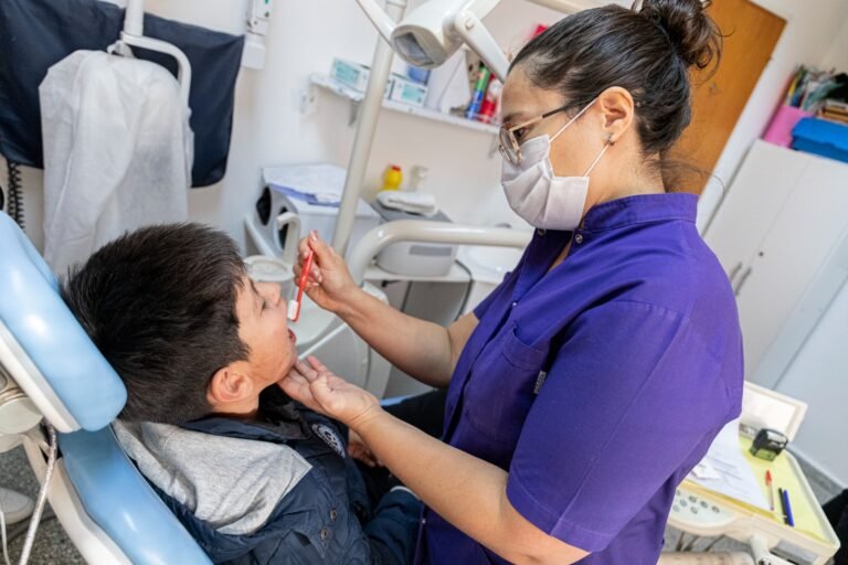 Con gran concurrencia, realizaron controles para el ingreso escolar